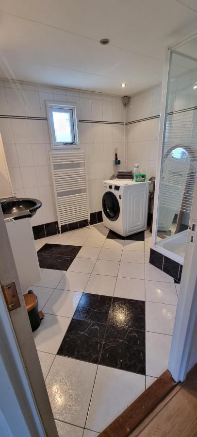 Chalet Harmony Prive Wellness Putten Bagian luar foto