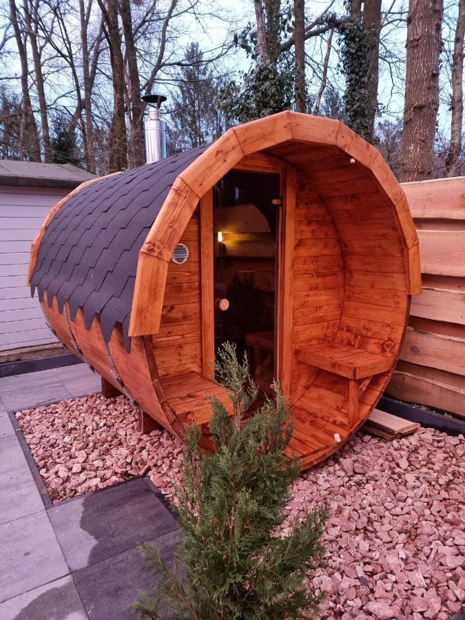 Chalet Harmony Prive Wellness Putten Bagian luar foto