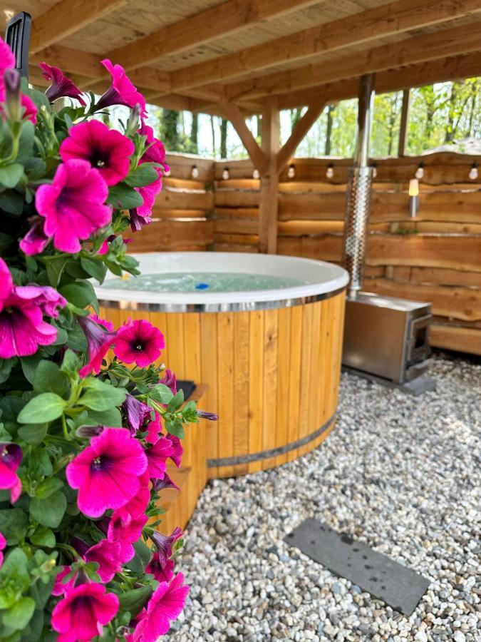 Chalet Harmony Prive Wellness Putten Bagian luar foto