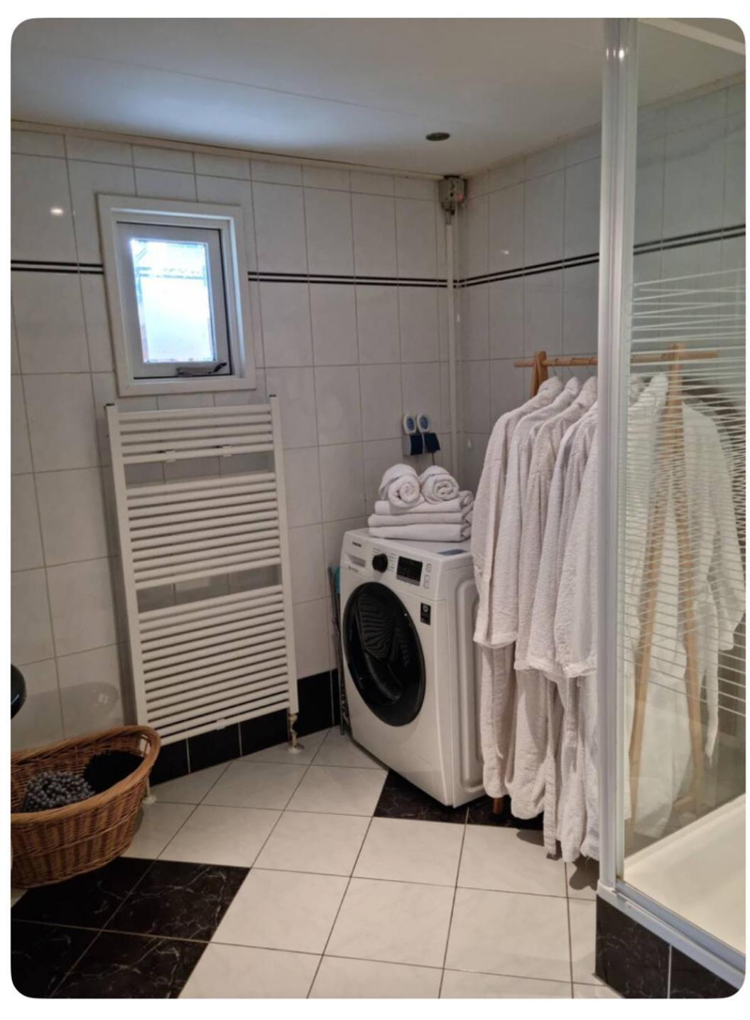 Chalet Harmony Prive Wellness Putten Bagian luar foto